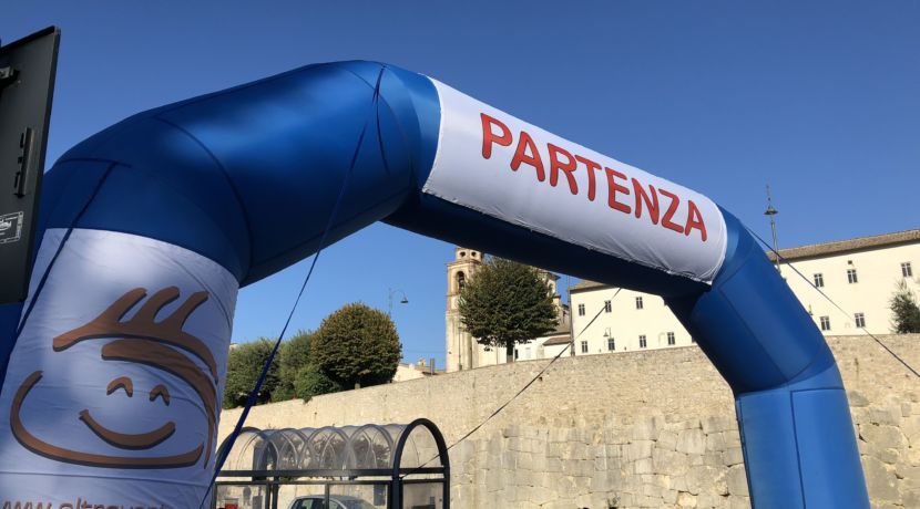 ARCO GONFIABILE CON SPONSOR